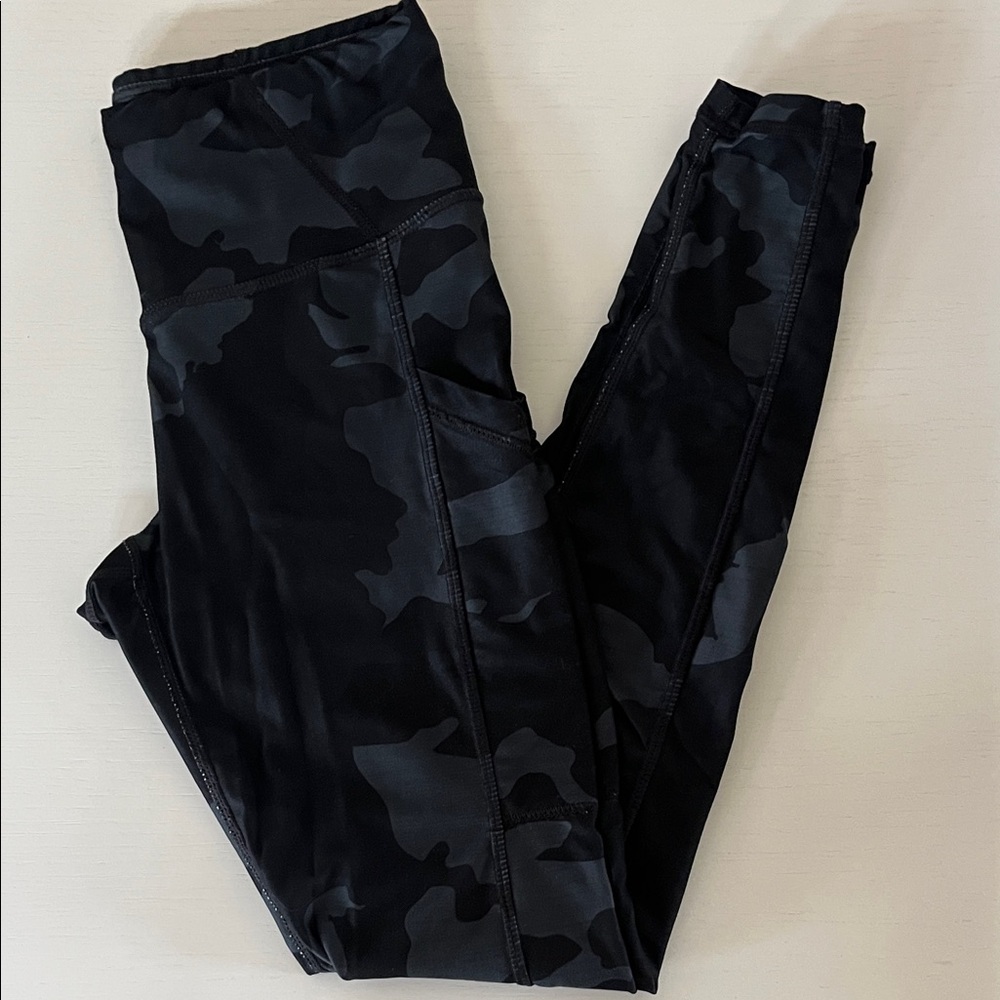 Prana Black and Grey Camo Full Length Leggings Size XS